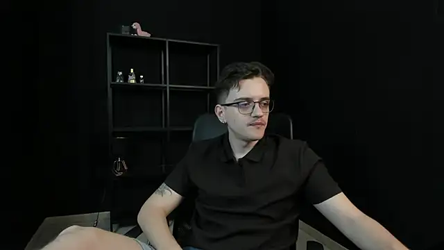 Snapshot of FelixStarkk chatting on May 12, 2026, 5:26 am FelixStarkk online show from May 12, 2026, 5:26 am