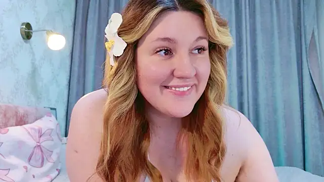 Snapshot of love_me__tonight_ chatting on July 17, 2026, 11:35 pm love me tonight online show from July 17, 2026, 11:35 pm