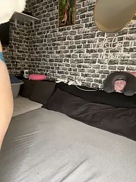 Snapshot of SexyMilf_37 chatting on November 30, 2025, 4:52 pm SexyMilf 37 online show from November 30, 2025, 4:52 pm