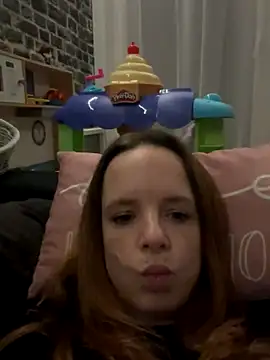 Snapshot of SexyMilf_37 chatting on October 15, 2025, 11:46 pm SexyMilf 37 online show from October 15, 2025, 11:46 pm