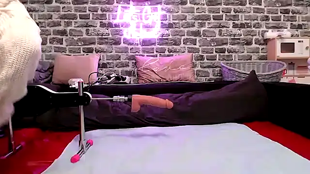 Snapshot of SexyMilf_37 chatting on November 21, 2025, 10:09 pm SexyMilf 37 online show from November 21, 2025, 10:09 pm