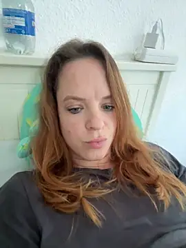 Snapshot of SexyMilf_37 chatting on October 4, 2025, 3:02 pm SexyMilf 37 online show from October 4, 2025, 3:02 pm