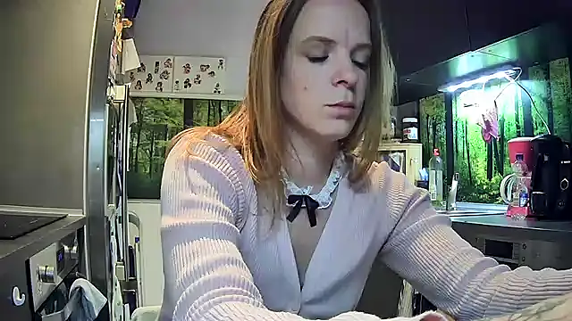 Snapshot of SexyMilf_37 chatting on September 23, 2025, 8:38 pm SexyMilf 37 online show from September 23, 2025, 8:38 pm