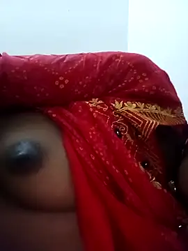 Saniye-143 online show from November 23, 2025, 4:44 am