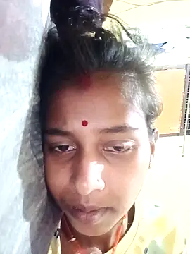 Saniye-143 online show from October 14, 2025, 5:57 pm