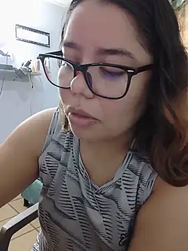 saenz eymi online show from June 17, 2026, 5:01 pm