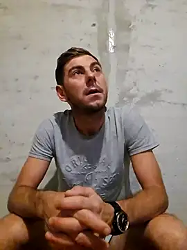 Alex-andru88 online show from November 15, 2025, 5:33 am