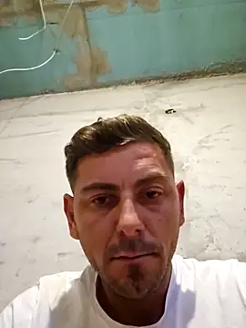 Alex-andru88 online show from November 4, 2025, 3:49 pm