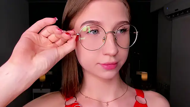 Snapshot of EditaBand chatting on March 12, 2026, 7:40 pm EditaBand online show from March 12, 2026, 7:40 pm