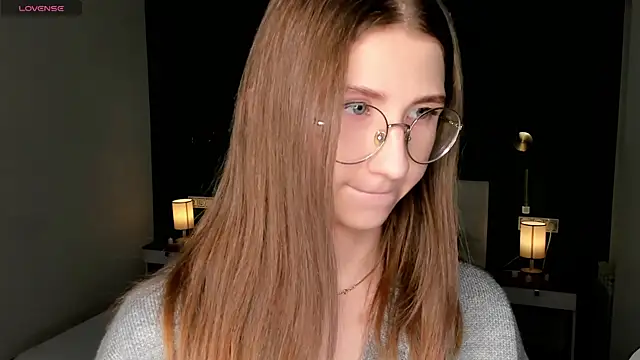 EditaBand online show from November 3, 2025, 7:17 pm