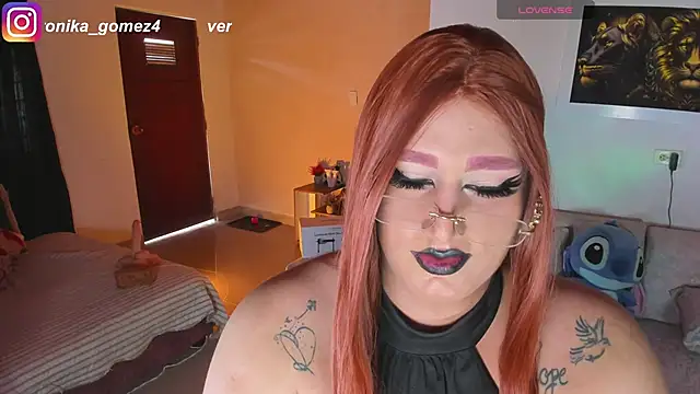 Sweetveronik 44 online show from May 1, 2026, 4:12 pm
