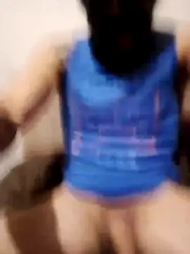 Golonzo1996 online show from November 18, 2025, 2:53 pm