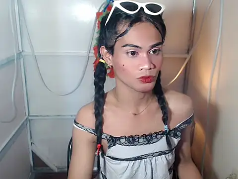 bellalot online show from March 7, 2026, 2:51 am