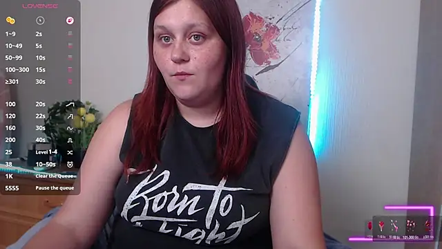 Alisawoods  online show from July 13, 2026, 12:04 pm