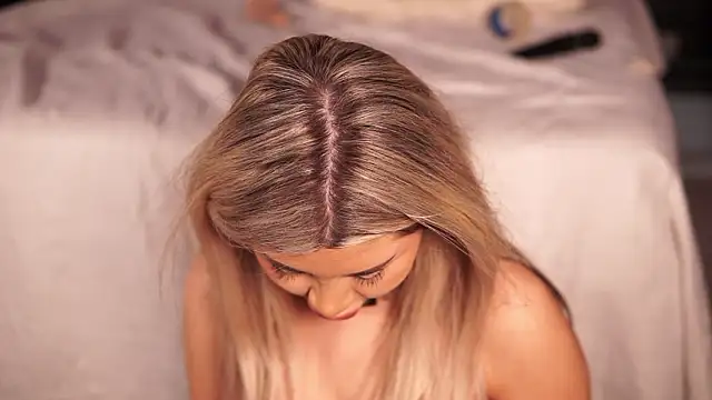 Snapshot of Monique_Celeste chatting on March 21, 2026, 8:19 am Monique Celeste online show from March 21, 2026, 8:19 am