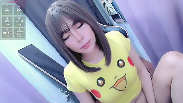 tgirljennie 69 online show from November 10, 2025, 4:23 pm