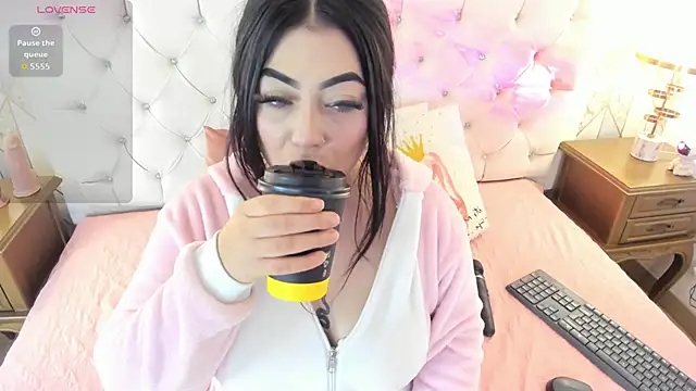 MeganStar   online show from September 30, 2025, 12:11 pm