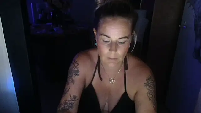 Mrs-Aurora online show from July 10, 2026, 1:16 am