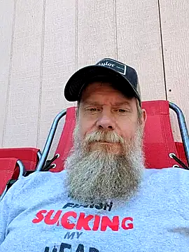 sizableunicorn7 online show from May 11, 2026, 9:01 pm