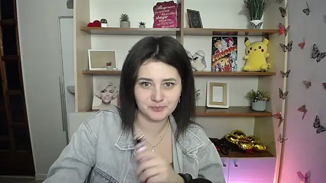 Katrin kiss  online show from May 8, 2026, 12:20 pm