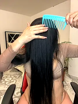 carol cruz133 online show from November 3, 2025, 11:30 pm