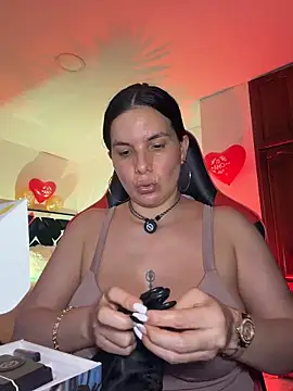 Snapshot of carol_cruz133 chatting on February 13, 2026, 11:38 pm carol cruz133 online show from February 13, 2026, 11:38 pm