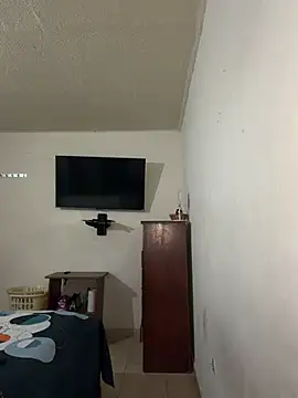 Snapshot of carol_cruz133 chatting on March 6, 2026, 10:27 pm carol cruz133 online show from March 6, 2026, 10:27 pm