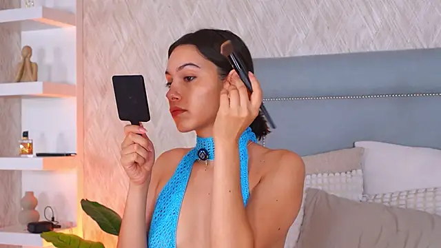 Sofy Bradd online show from June 20, 2026, 5:34 am