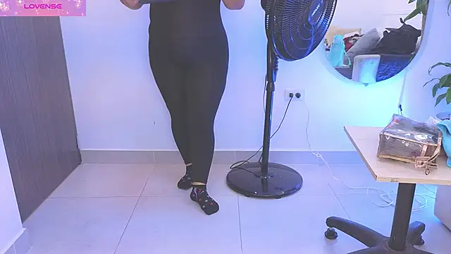 Snapshot of Daisy_Price chatting on March 14, 2026, 10:54 am Daisy Price online show from March 14, 2026, 10:54 am