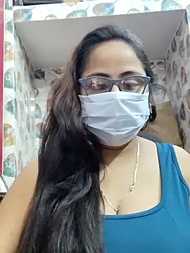 nisha 1110 online show from November 21, 2025, 2:05 pm