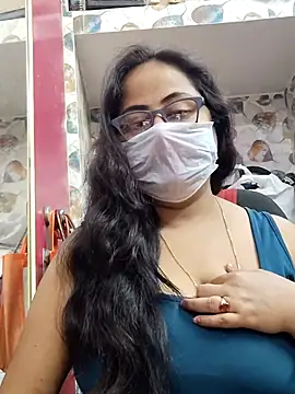 nisha 1110 online show from March 10, 2026, 3:16 pm