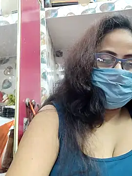 nisha 1110 online show from September 15, 2025, 1:55 pm