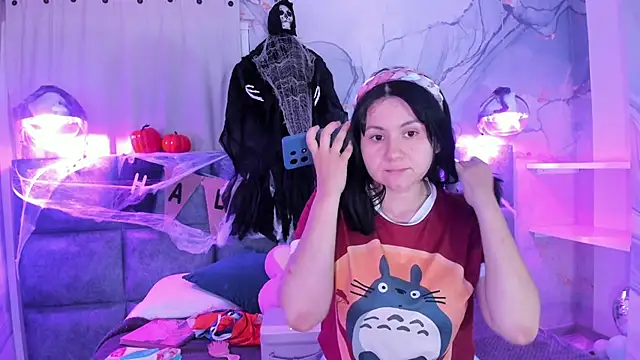 harimoon1 online show from October 8, 2025, 12:56 am