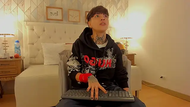 b3k afrodict online show from October 13, 2025, 1:23 pm