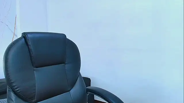 Karla hilton1 online show from November 30, 2025, 1:34 pm