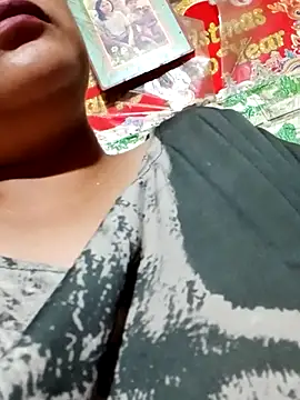 yuana25 online show from February 25, 2026, 1:00 pm