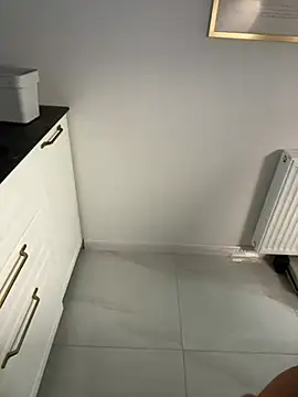 lonelyalexa online show from July 20, 2026, 6:43 pm