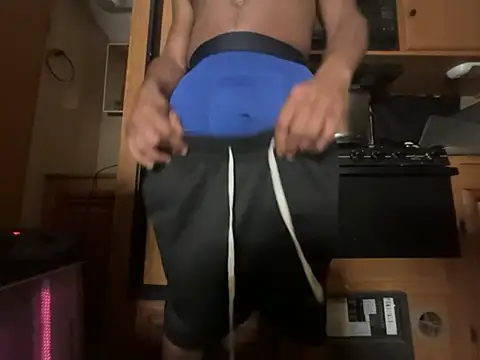 BigDro66666 online show from April 21, 2026, 3:02 am