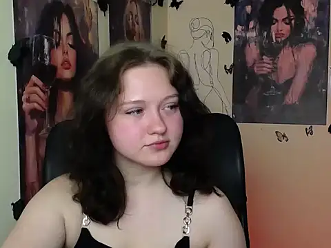 LadyAlice  online show from May 22, 2026, 6:00 am