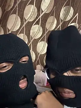 VVcouple online show from October 4, 2025, 6:09 pm