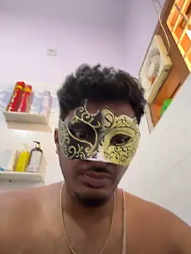 VVcouple online show from November 4, 2025, 2:48 am