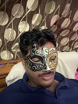 VVcouple online show from October 7, 2025, 6:31 pm