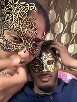 VVcouple online show from September 11, 2025, 5:57 pm