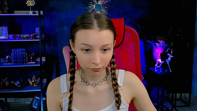 JulieDaniel online show from November 20, 2025, 4:24 am