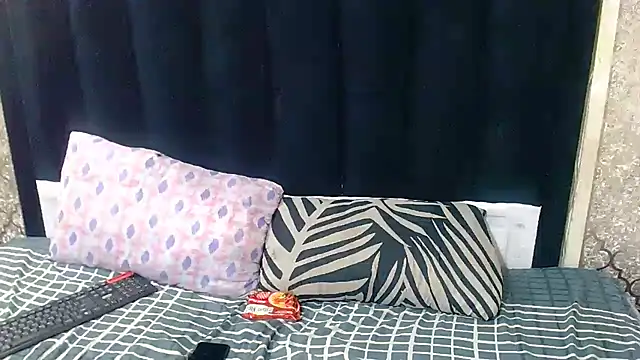 SexyChantyBabe25 online show from July 8, 2026, 2:35 am