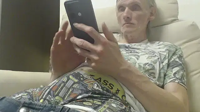 k74robert online show from October 23, 2025, 3:10 pm