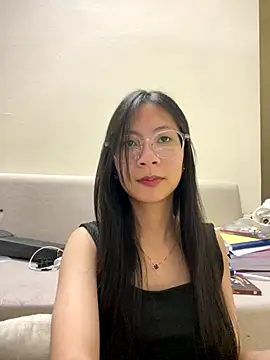 Lil-Gi online show from December 21, 2025, 3:25 pm