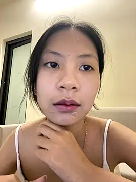 Lil-Gi online show from October 7, 2025, 3:24 pm