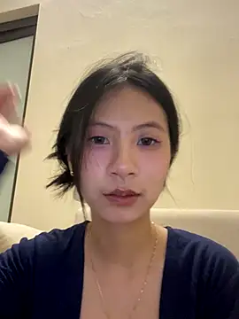 Lil-Gi online show from September 16, 2025, 3:02 pm