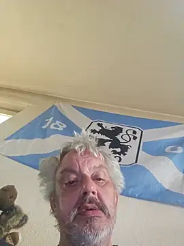 Fonse1860 online show from July 18, 2026, 6:44 am